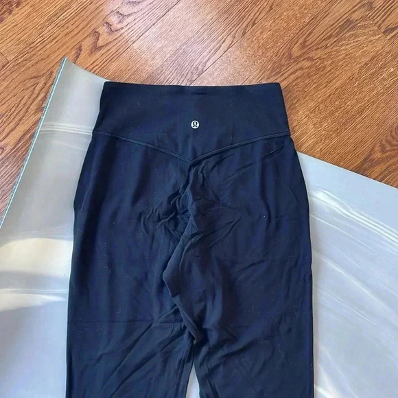 Lululemon I 4 - Picture 7 of 13